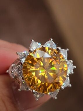Elegant Moissanite Sunflower Yellow 925 Sterling Silver, 10 Carat Stone